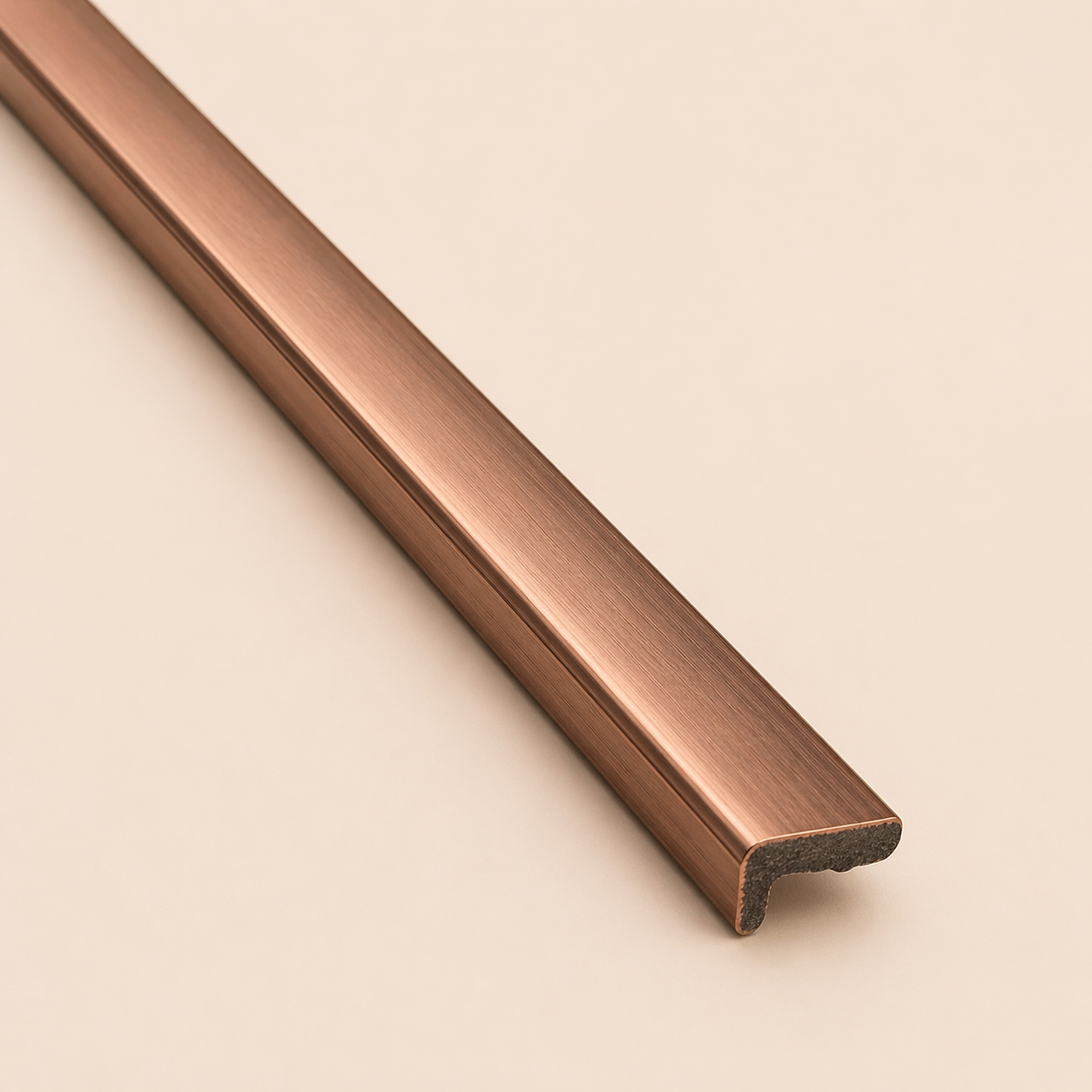 Afslutningsprofil bronze i aluminium 17 × 25 mm – 280 cm