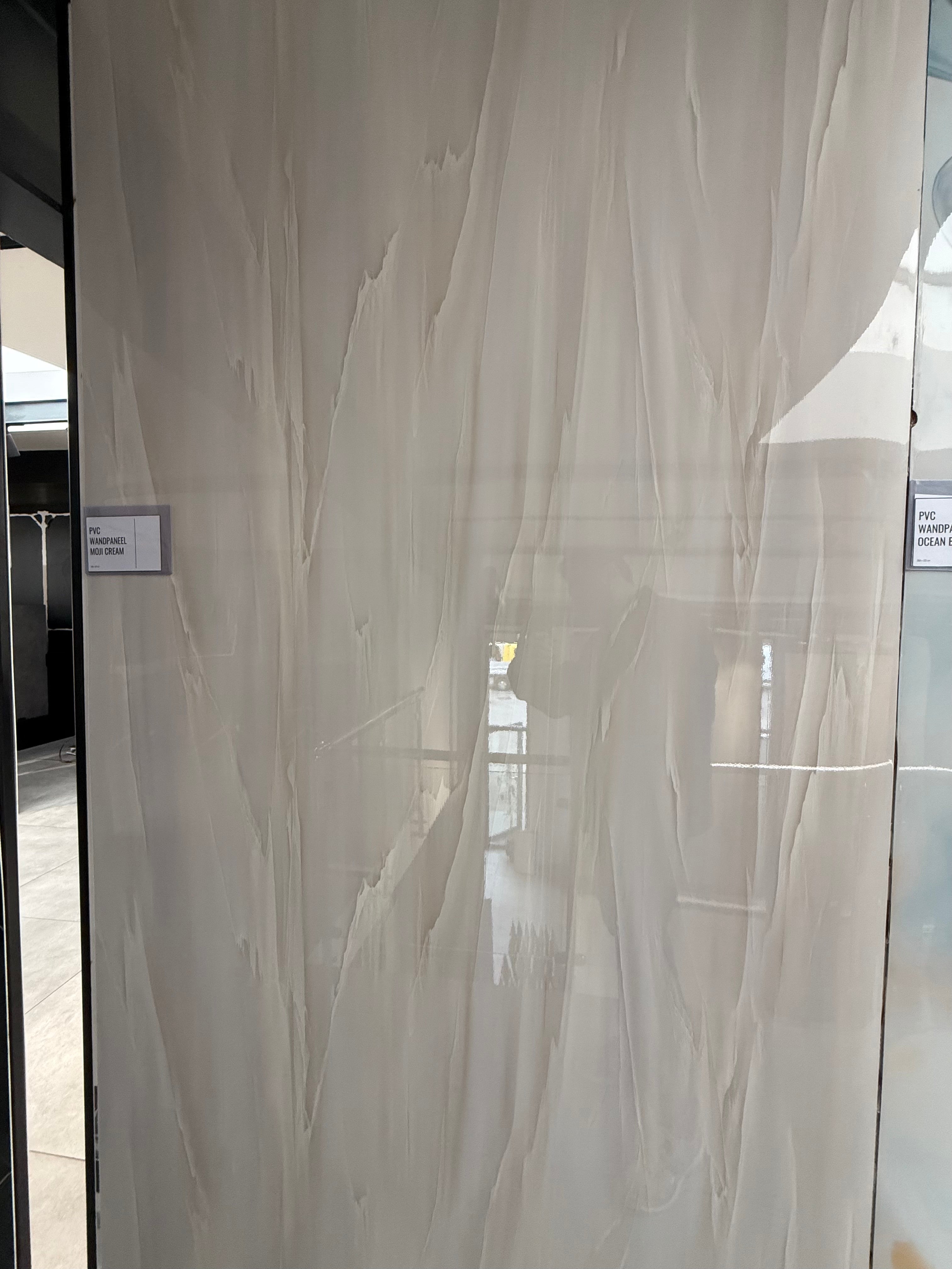 Panele ścienne PVC Moji Cream 260 x 122 cm – Szlachetna kremowa optyka do nowoczesnych wnętrz