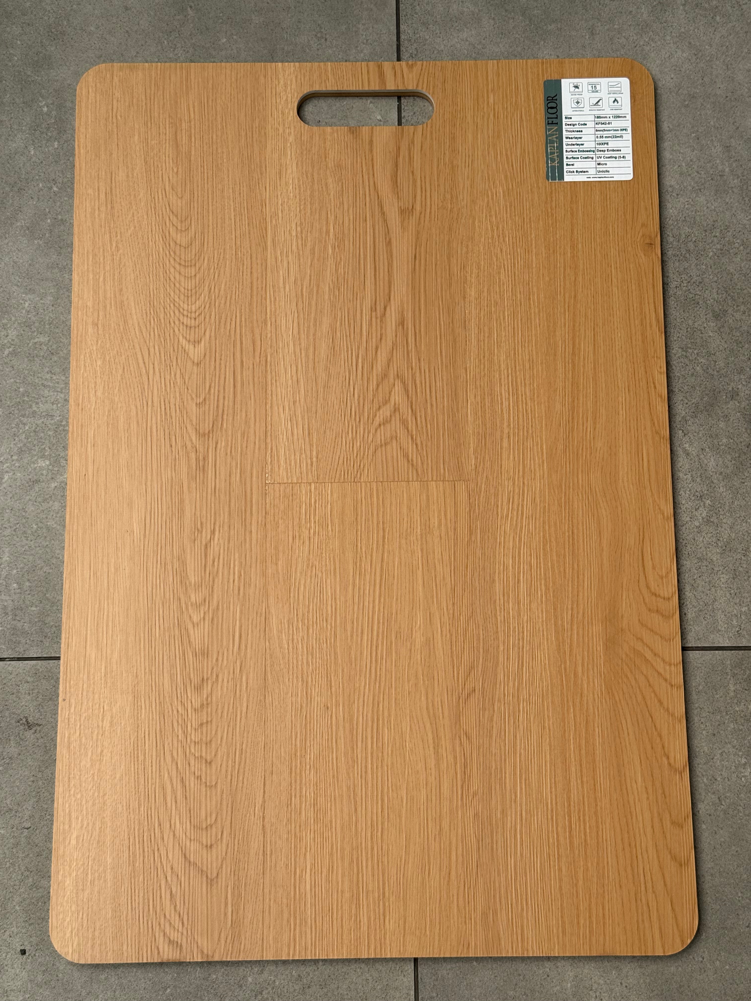 Eiche Hell SPC Vinylboden – Wasserfester Klick Vinylboden 6 mm