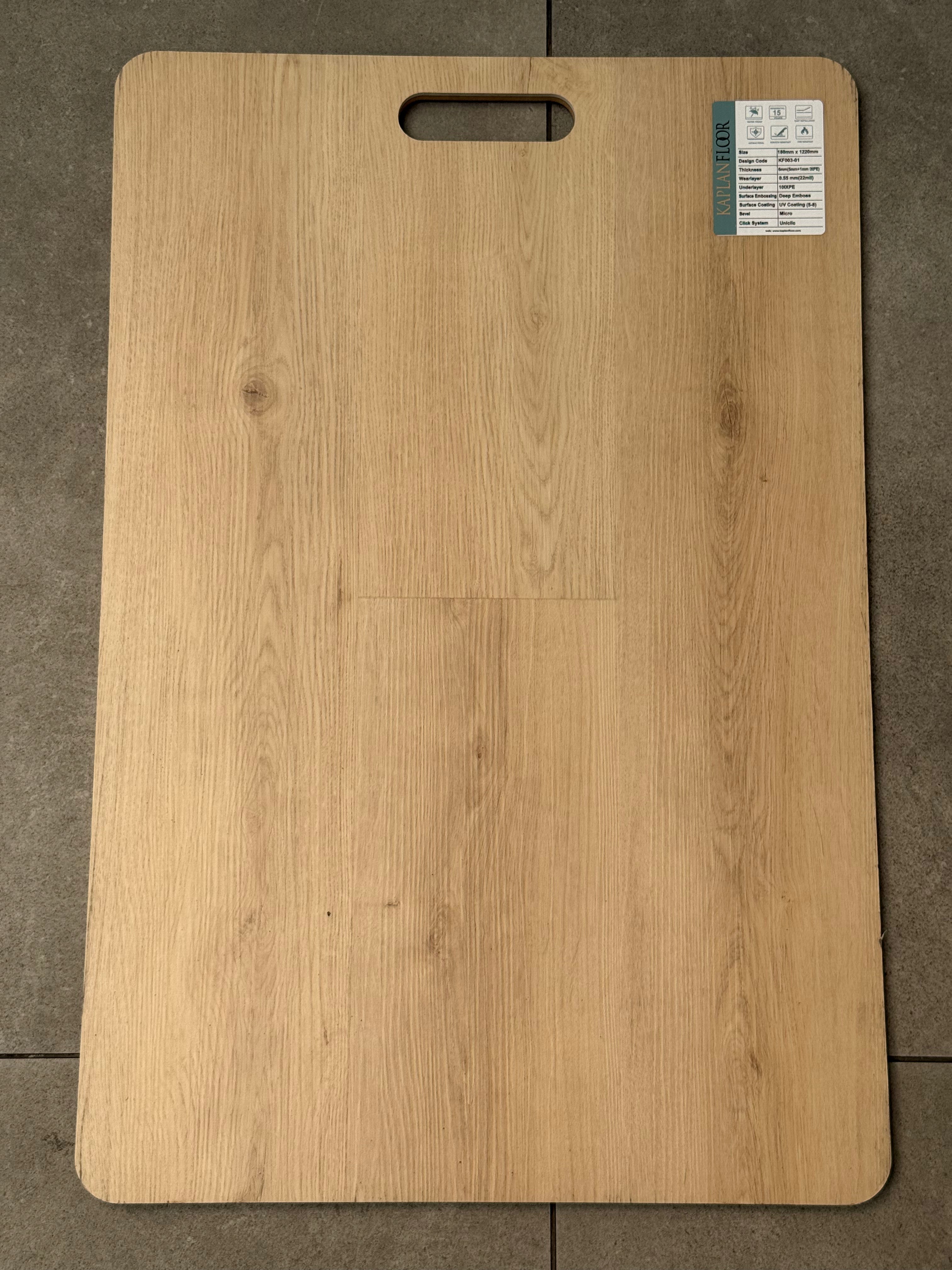 Landhaus Eiche SPC Vinylboden – Wasserfester Klick Vinylboden 6 mm