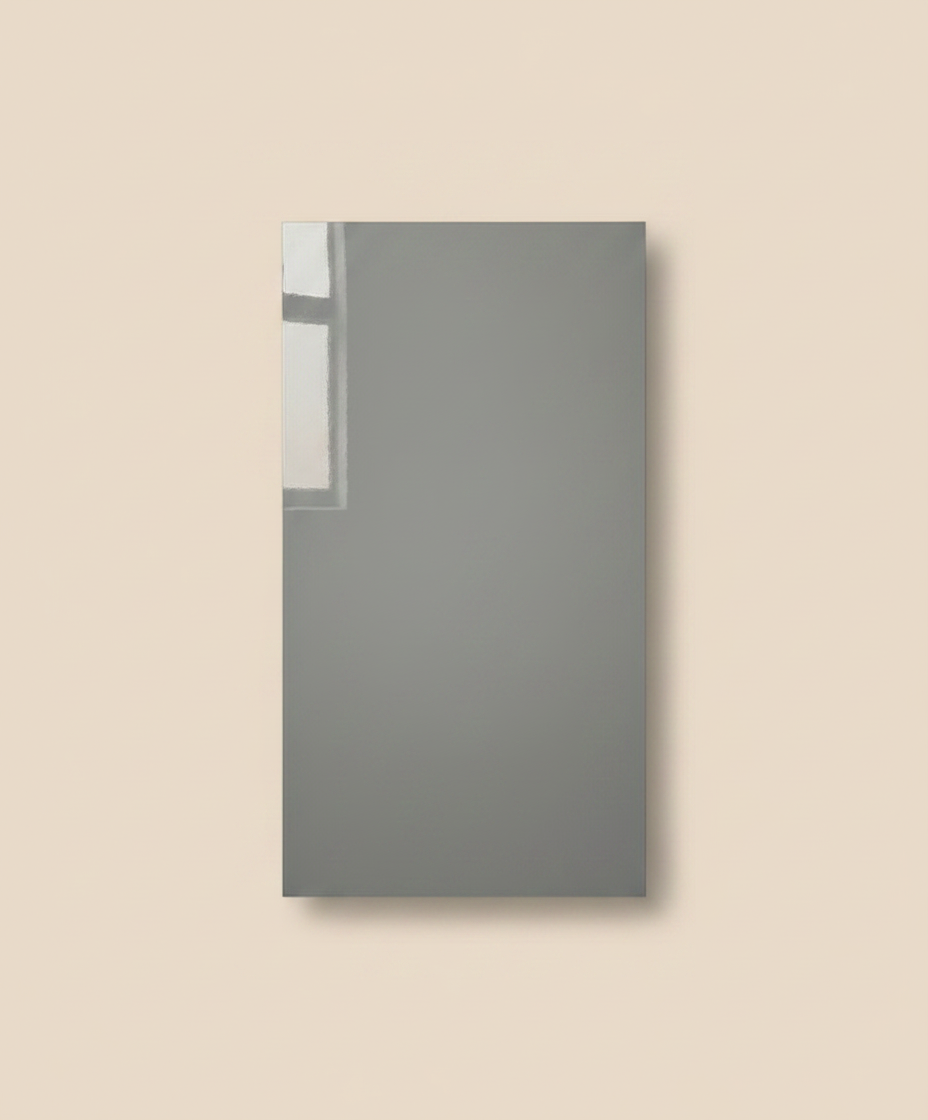 Alu Metallic Gray PVC Wandpaneel 260 x 122 cm – Hochglanz in Metallic-Grau, Modern & Elegant